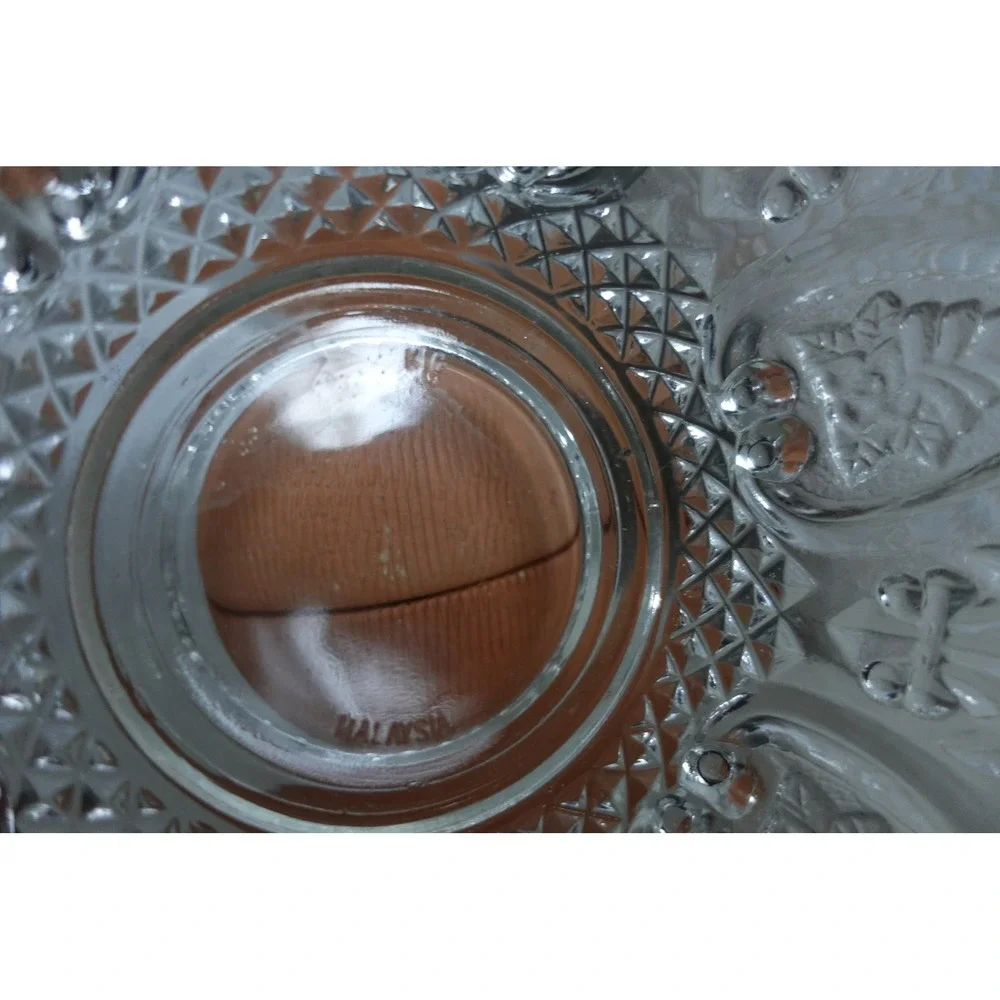 Vintage Kig Malaysia glass bowl‎ Fleur de lis and rose pattern